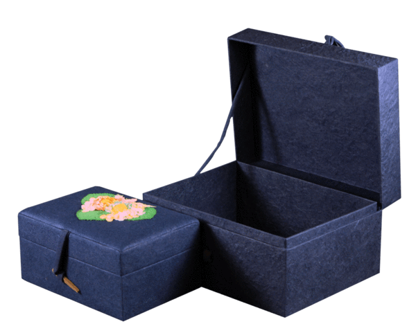 Chest Biodegradable Urns