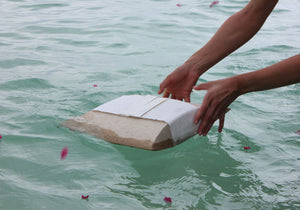 Water-soluble urns for a unique and special farewell ceremony